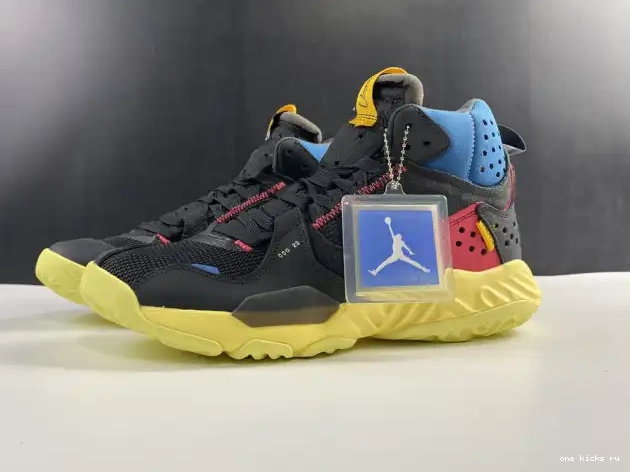Chep Onekick DELTA LA UNION NOIR' MID 'OFF DA1951-001 X JORDAN 0425